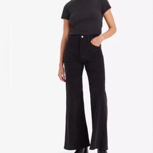 Levi’s ribcage bell corduroy super high rise black soft Tall NEW 25 X 32